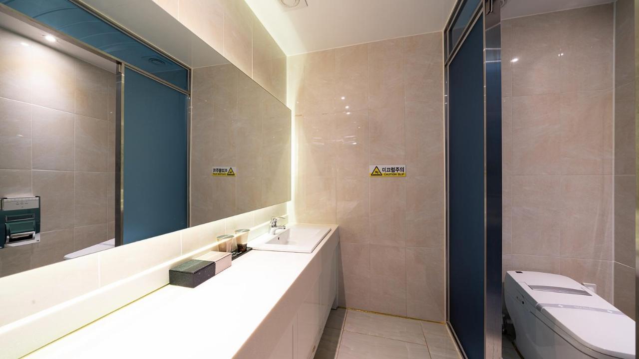Hotel The One Yeosu Εξωτερικό φωτογραφία